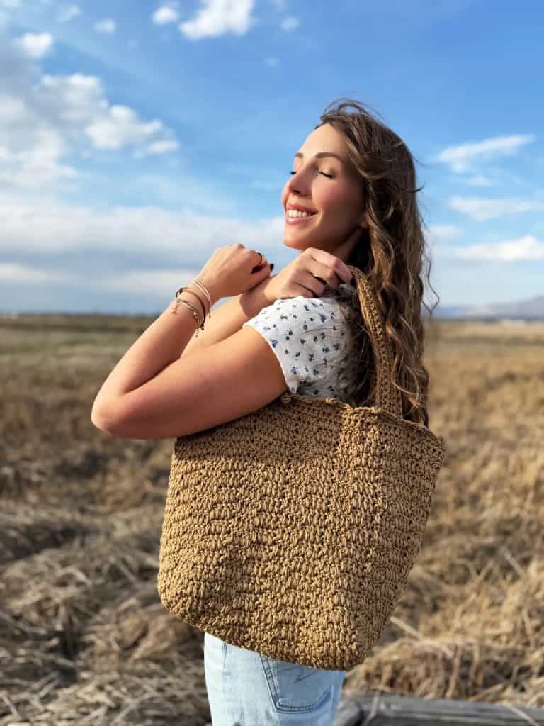 Tides Out Tote by Evelyn & Peter Crochet