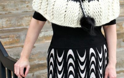 Crochet Cape Pattern | Bulky Braided Cables Capelet Pattern