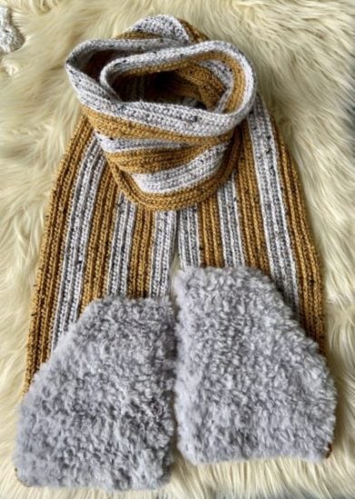 Alpine Pocket Scarf by Blue Star Crochet