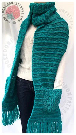 Chunky Ribbed Scarf by Hooked on Patterns