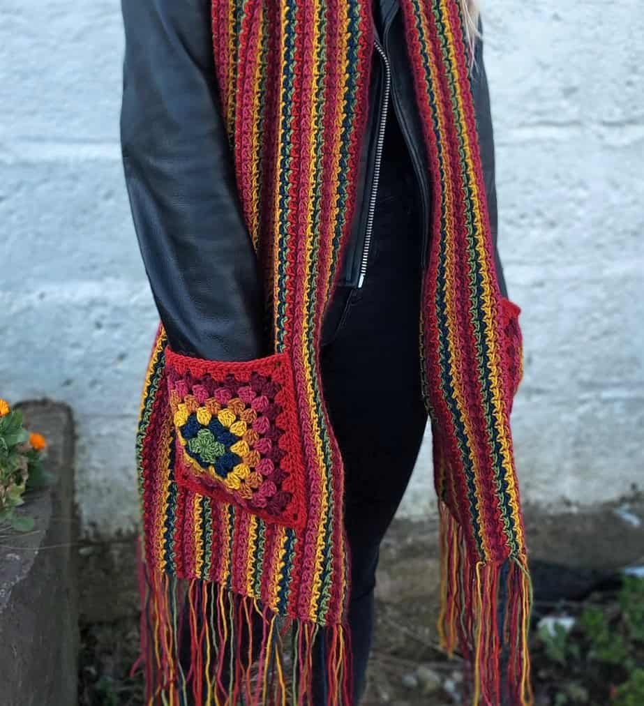 Granny Cozy Pocket Shawl by Annie Design Crochet