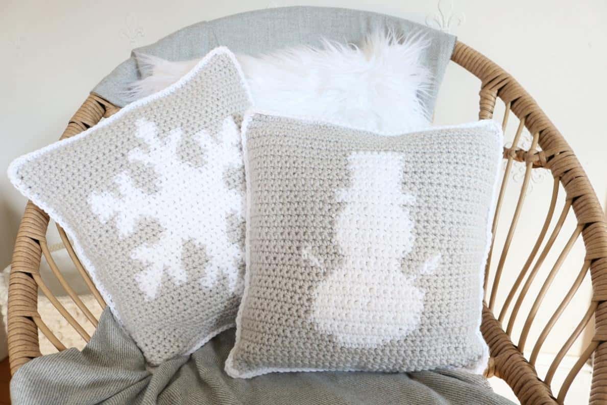 Crochet snowman and snowflake pillow set