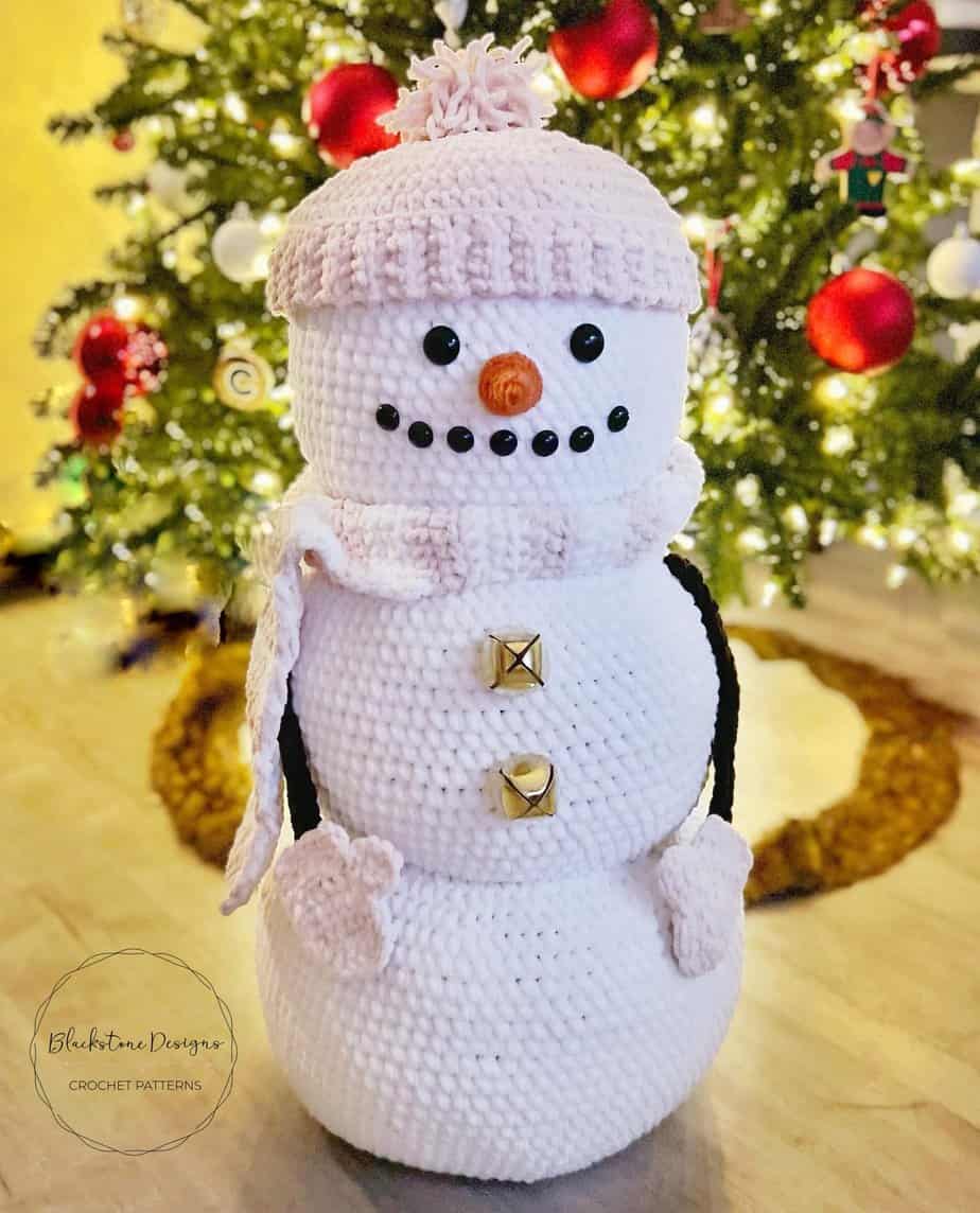 Giant Snowman Amigurumi by Blackstone Designs