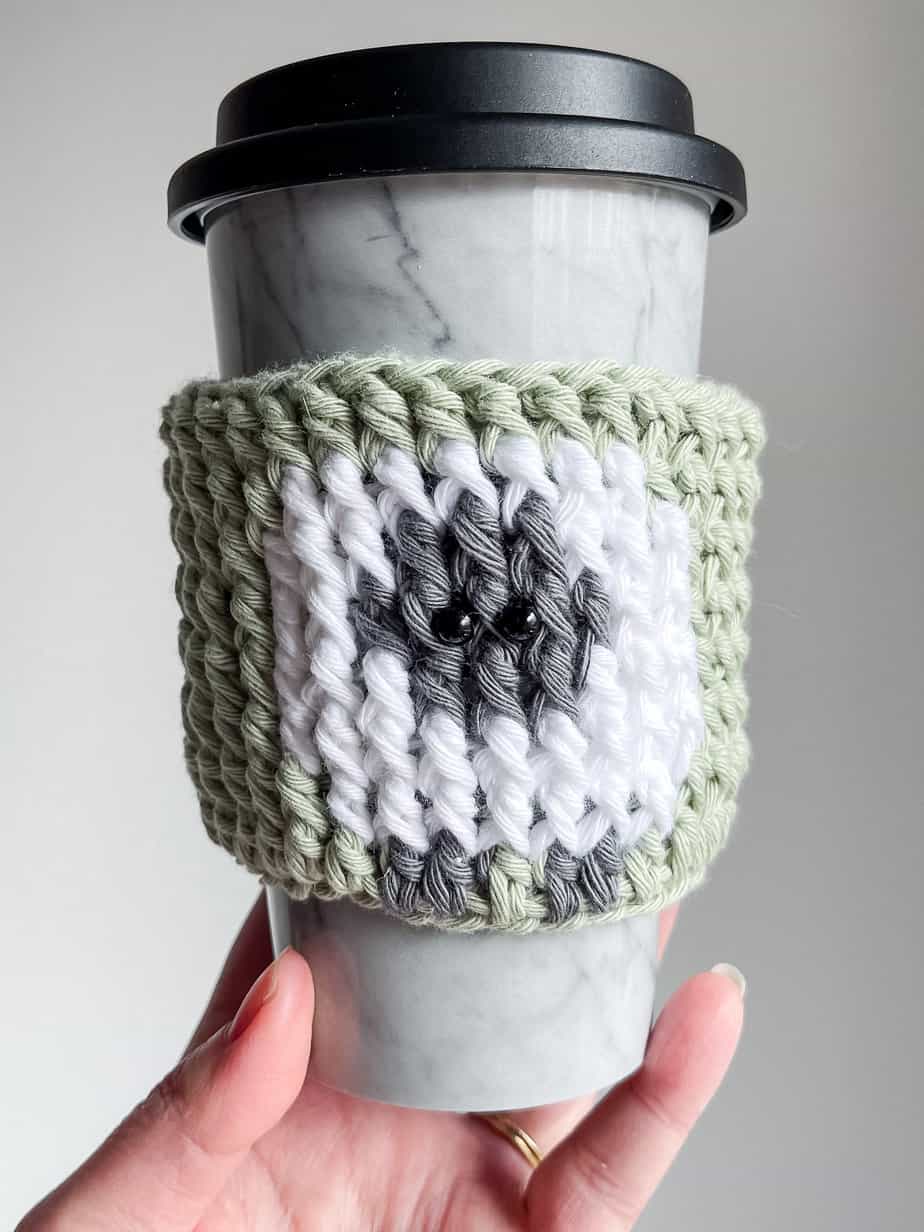 Lamb cup cozy pattern