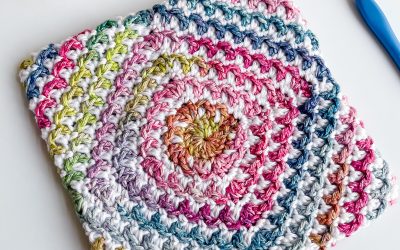 Easy Crochet PotHolder made from a Square free pattern!
