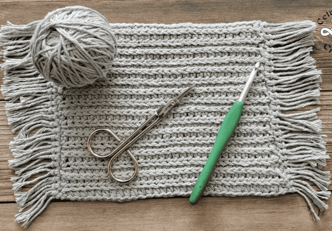 Easy Crochet Mug Rug by Celtic Knot Crochet