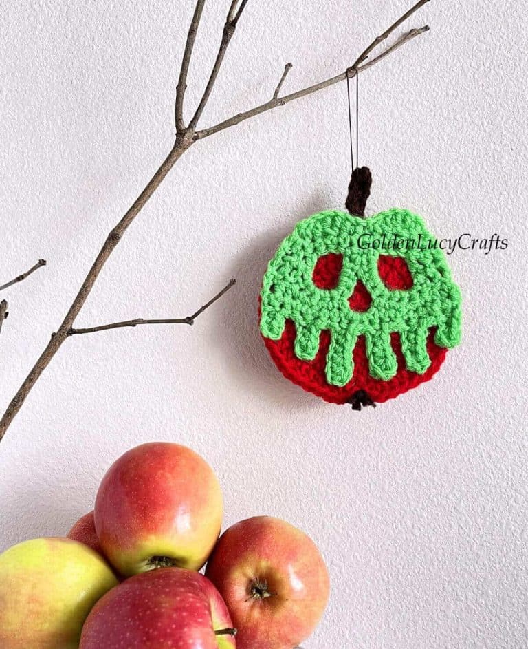 Poisoned Apple by Golden Lucy Crafts
