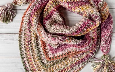 Free Triangle Crochet Shawl Pattern | Mountain Trail Scarf