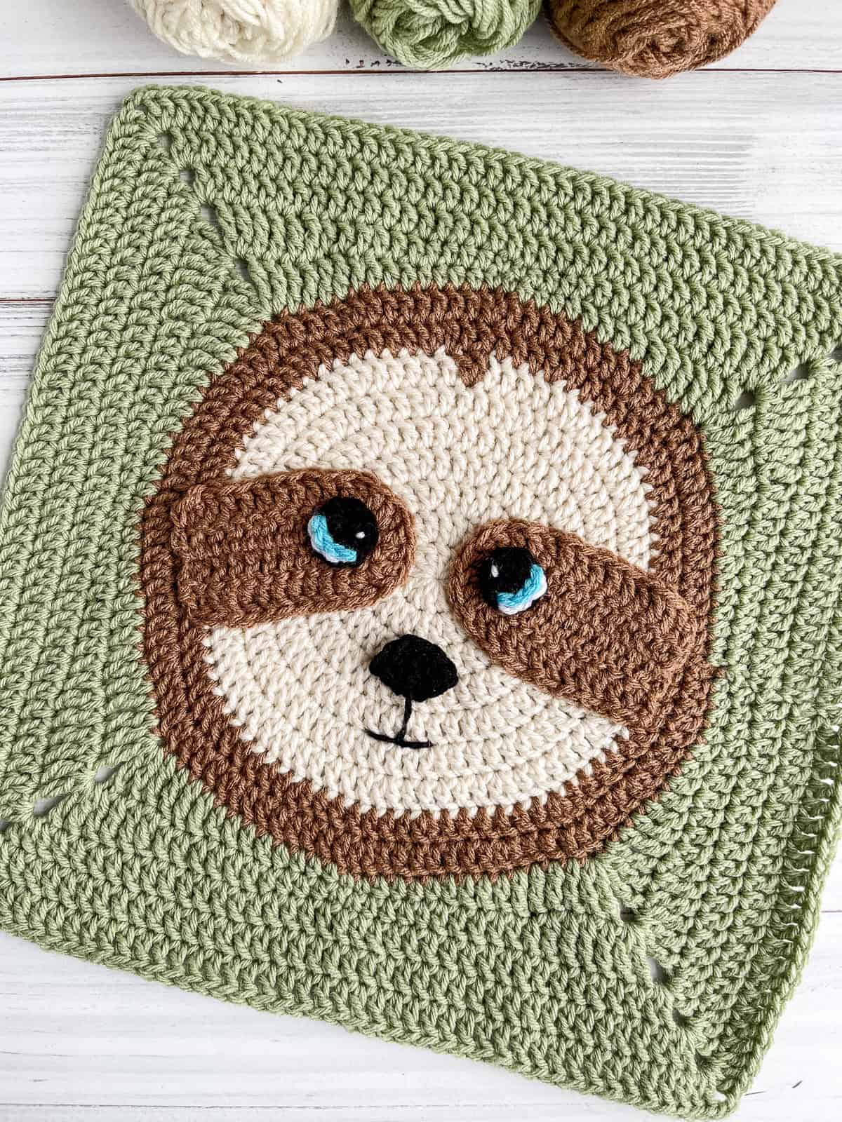 Sloth crochet square pattern