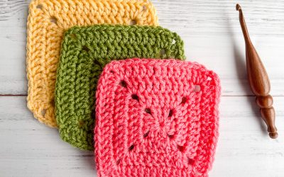 Solid Granny Square Pattern | DC Square Crochet Pattern