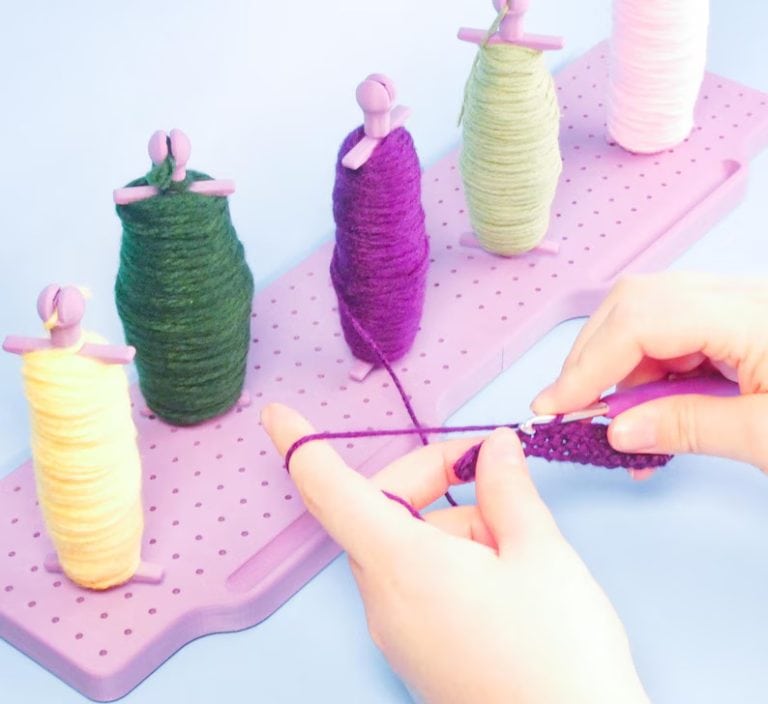 Yarn Bobbin Holder