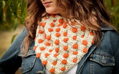 Crochet Pumpkin Cowl | Free Crochet Pattern for Fall!