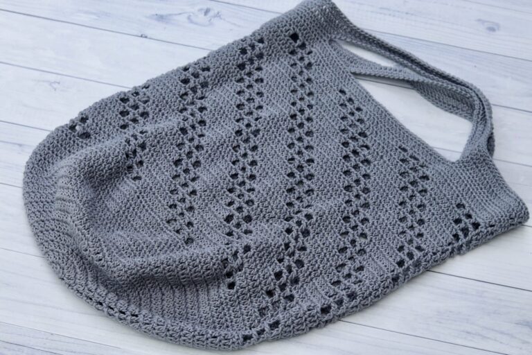 Crochet Stormy Day Market bag free crochet pattern by Rich Textures Crochet