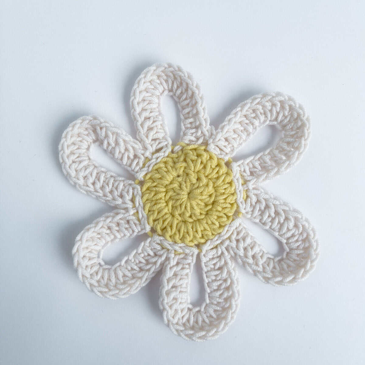 Flower Power Daisy Square Center