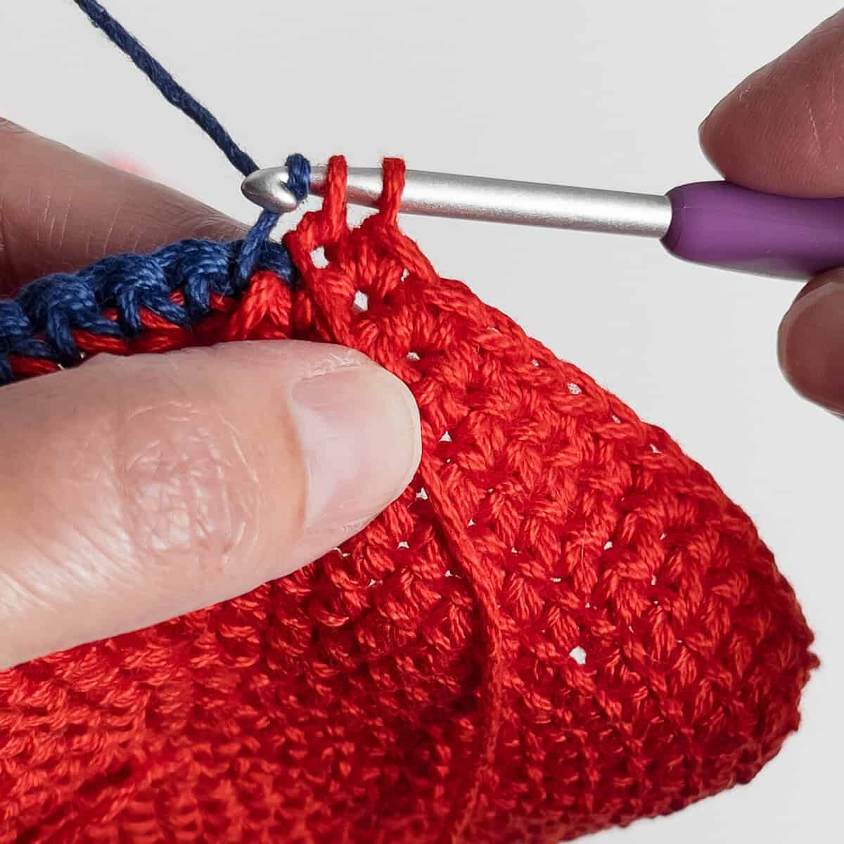 Stars and Stripes patriotic Bucket Hat dropping and pulling in yarn colors